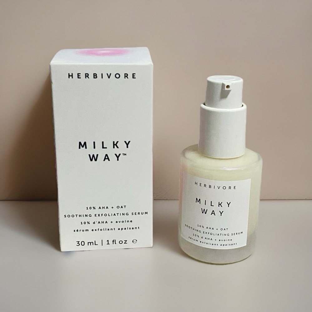 Herbivore Milky Way 10% AHA + Oat Soothing Exfoliating Serum